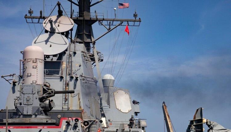 صاروخ يصيب سفينة شحن تجاري ترفع علم أنتيغوا وبربودا قبالة سواحل اليمن