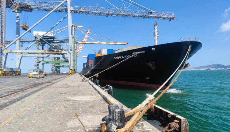 ارتفاع حدة الضغوط على حكومة اليمن للموافقة على منح موانئ أبوظبي إدارة ميناء عدن