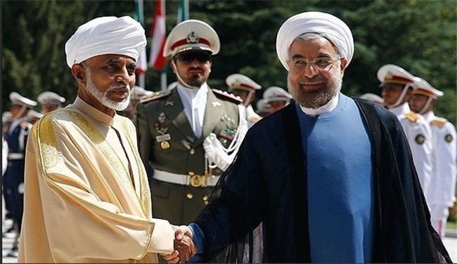 رئيس إيران يخالف رأي مرشده الأعلى بشأن السعودية 
