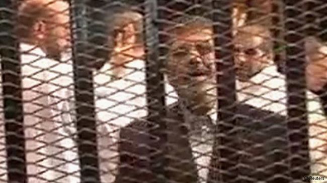 تأجيل محاكمة أول رئيس مدني منتخب في مصر بتهمة التخابر مع قطر