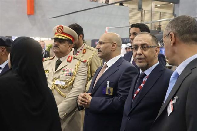 العميد طارق ووزيرا الدفاع والصناعة يشاركون افتتاح معرض دبي للطيران