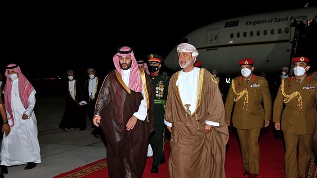 السعدي يوضح أهمية زيارة ولي العهد السعودي إلى سلطنة عمان وعلاقتها بالصراع اليمني